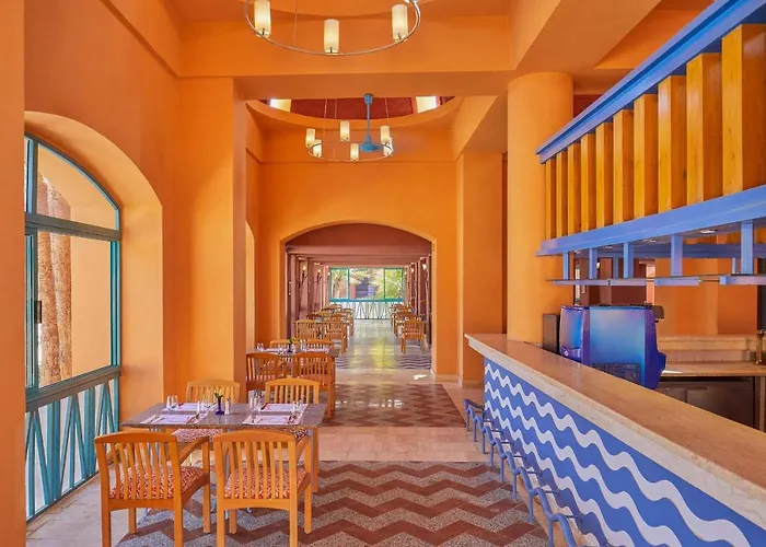 Sheraton Miramar Resort 5*