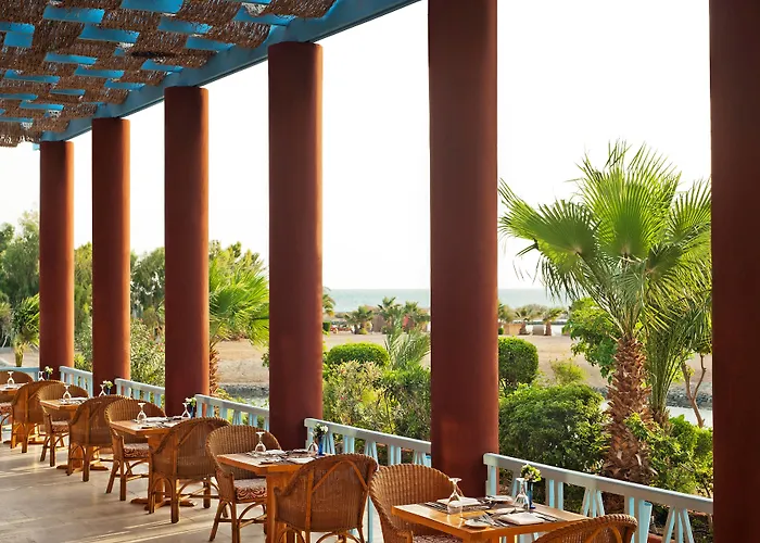Sheraton Miramar Resort 5*